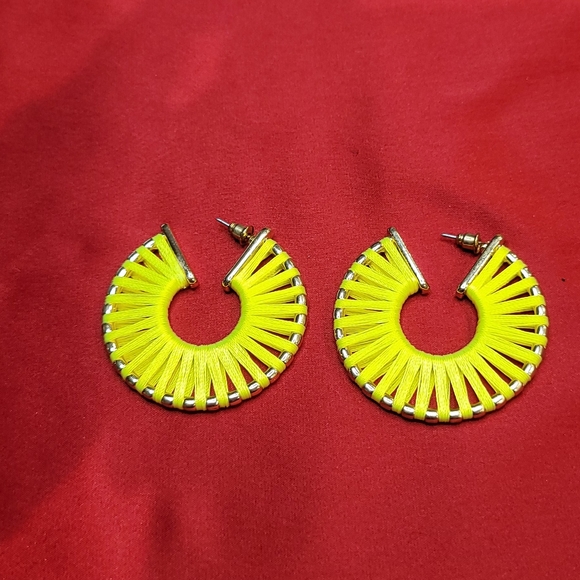 Isand Beauty Jewelry - Island Beauty Beaded Hoop Earrings in Lemon Yellow,  New